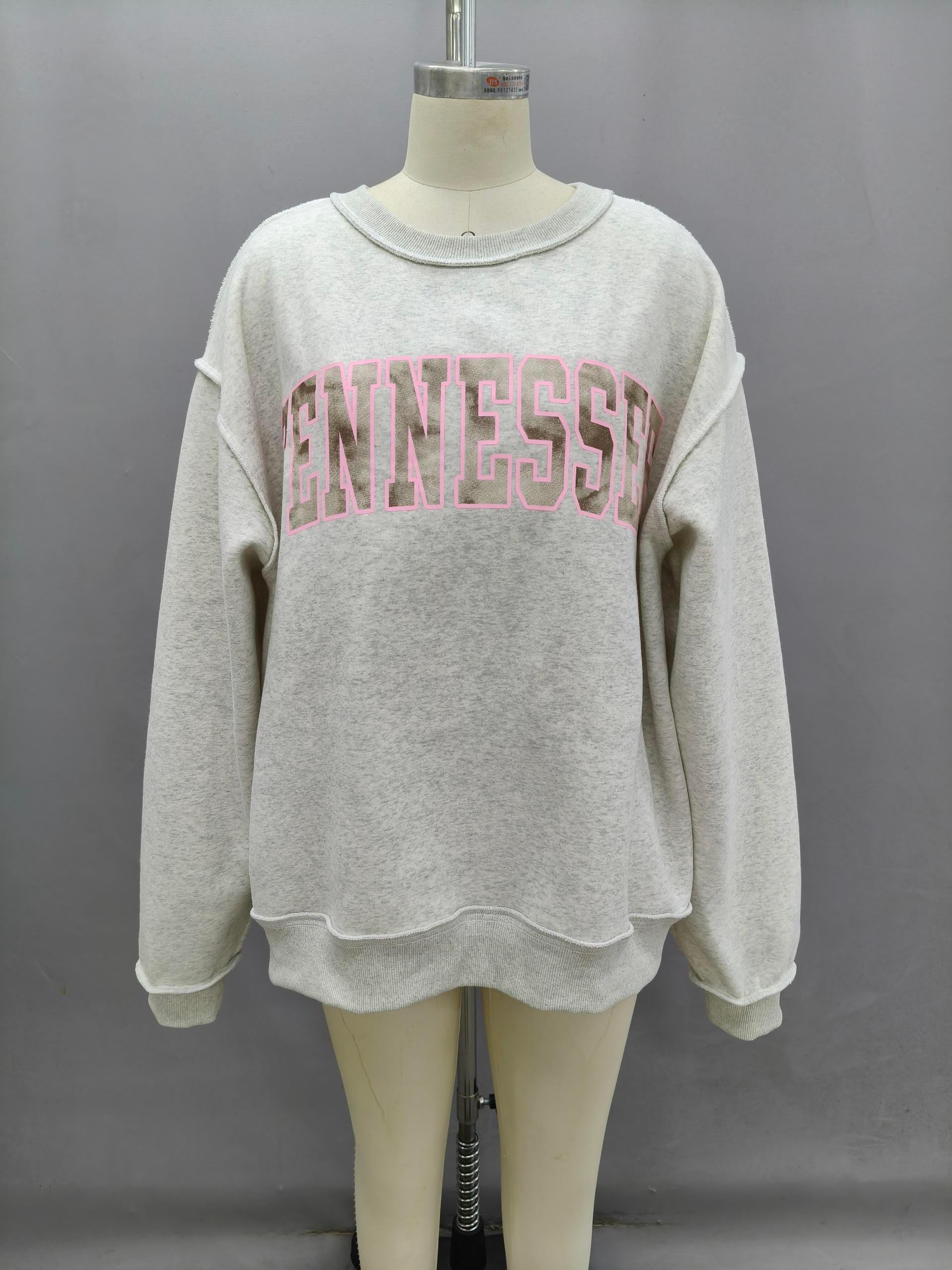 'TENNESSEE' CAMO REVERSIBLE VARSITY FLEECE SWEATSHIRT, Contents:52% COTTON, 48% POLYESTER